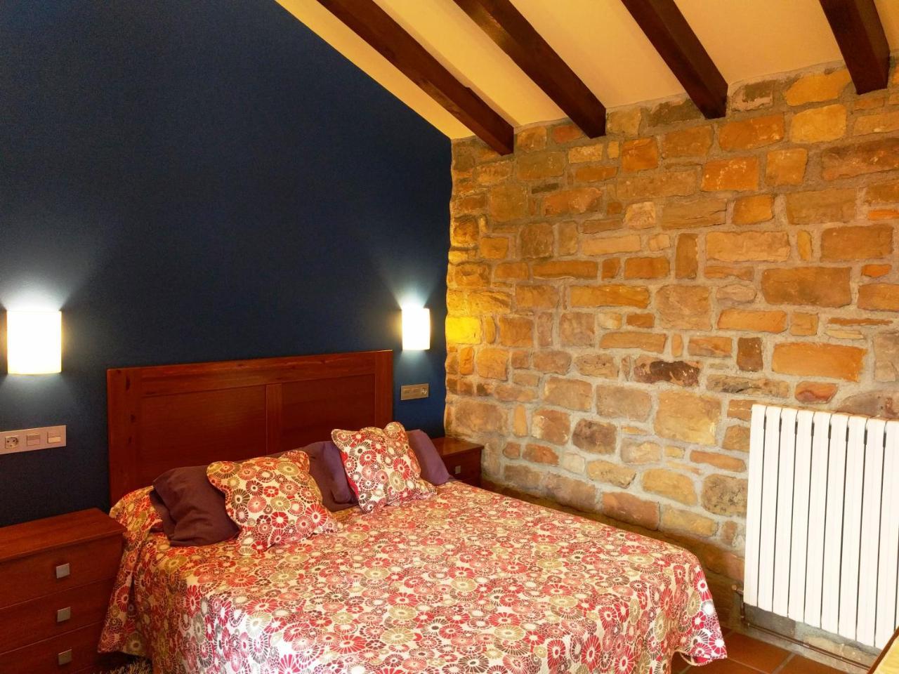 Apartamentos Rurales Knicasia Quintueles 外观 照片
